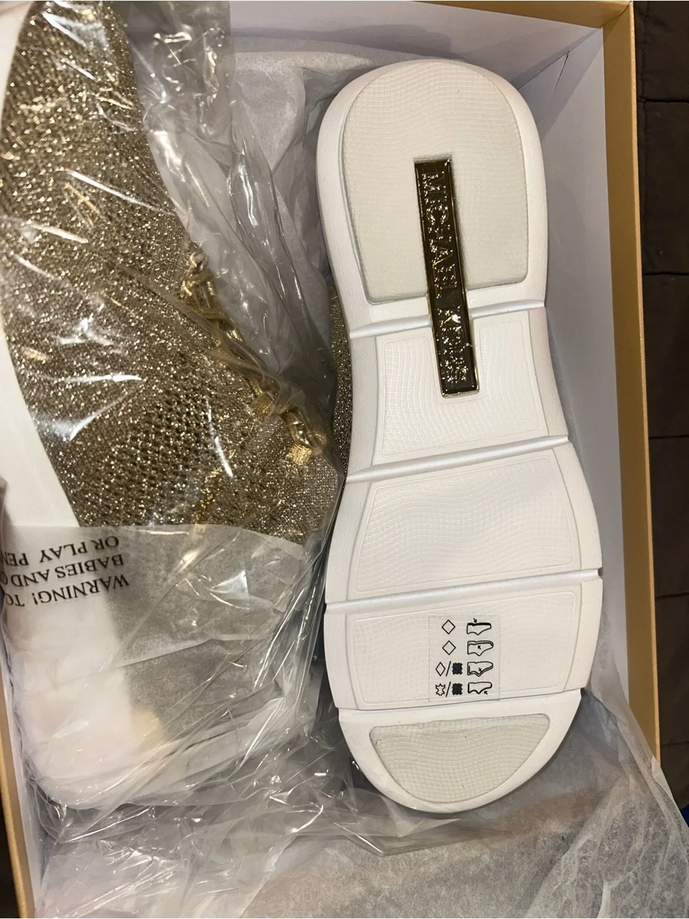 Michael Kors “Skyler” trainer sneakers pale gold 8.5